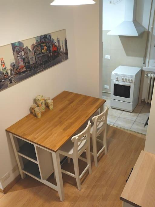 Appartement Nye Milan-fiera Life-de Montel Terme-san Siro-ippodromo-allianz Cloud-cozy Flat With Big Terrace Barbecue